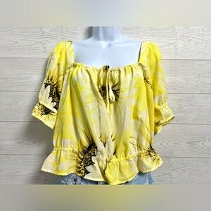 NWT • H&M Women’s Smocked Peasant Crop Top Yellow w/Sunflower Print • Size Large